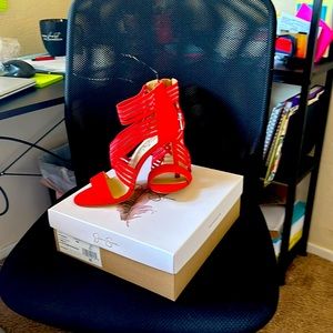 NWOT in box Jessica Simpson Stilettos. BeautifulTomato color.